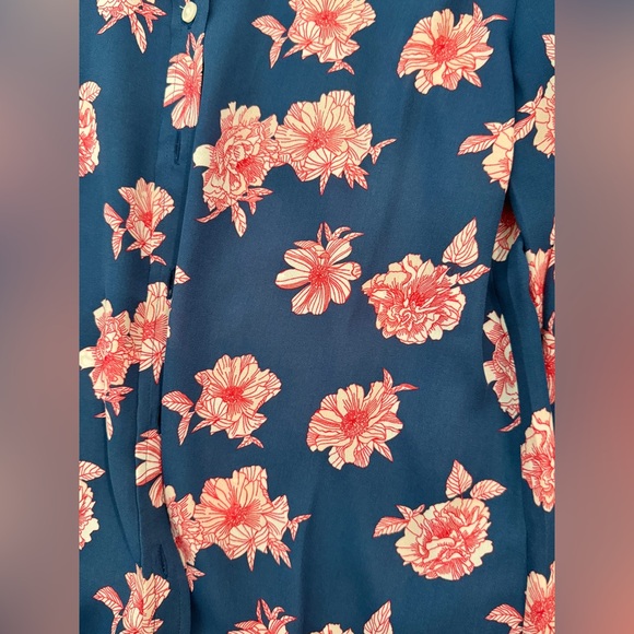 Banana Republic Dillon Classic Fit Floral Top - Picture 3 of 3
